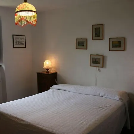 Sul Senio Sleeps 2 Pool Wifi Appartement *